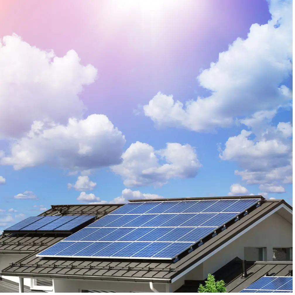 Instalación de paneles solares fotovoltaicos en una vivienda de Marratxí, Mallorca